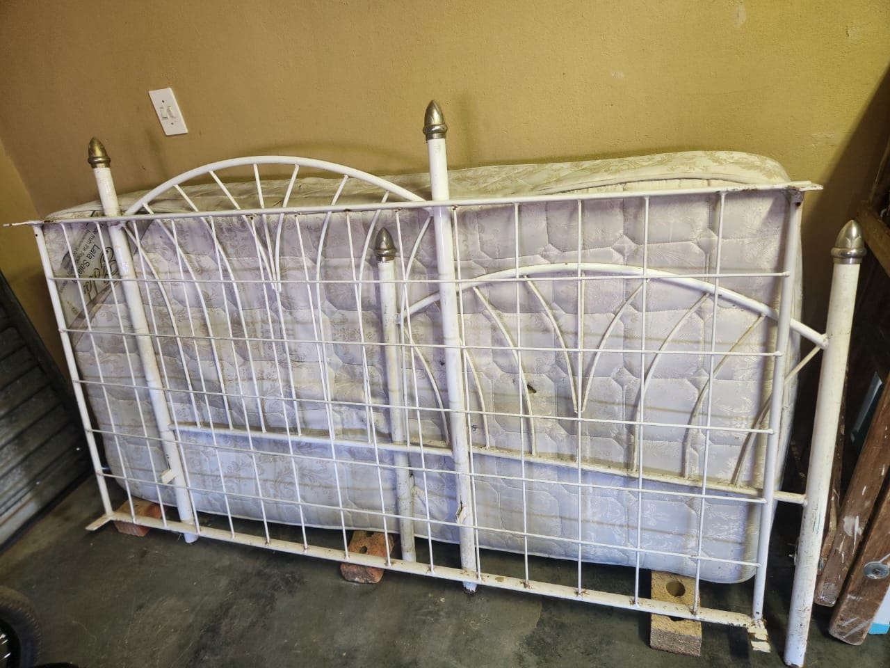 White metal single bed frame and matress set